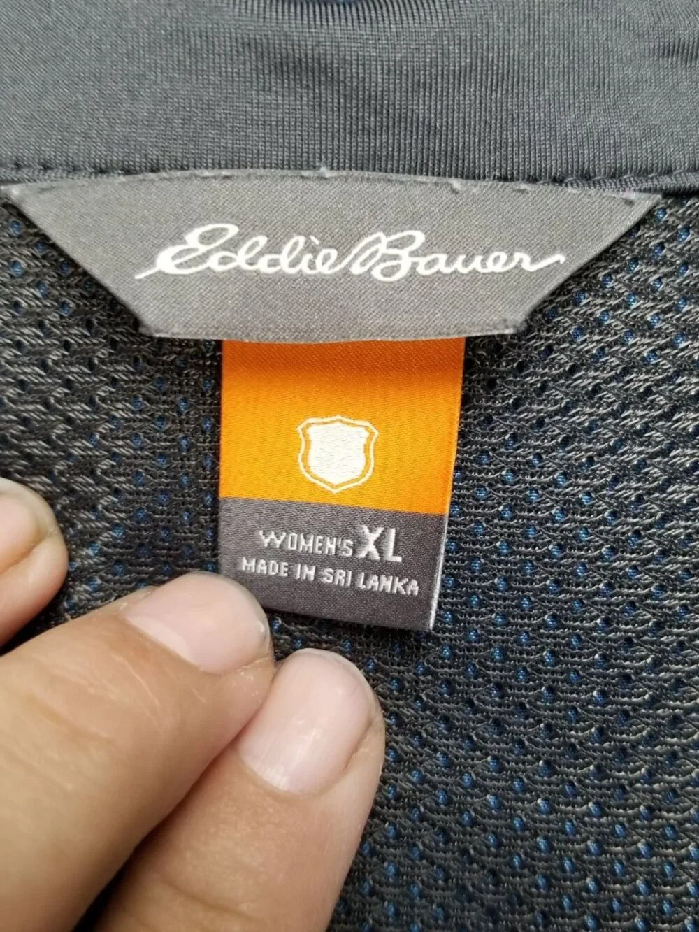 Eddie Bauer Shirt Womens XL Blue Long Sleeve Roll Tab Button Up Vented Mesh - Picture 4 of 9